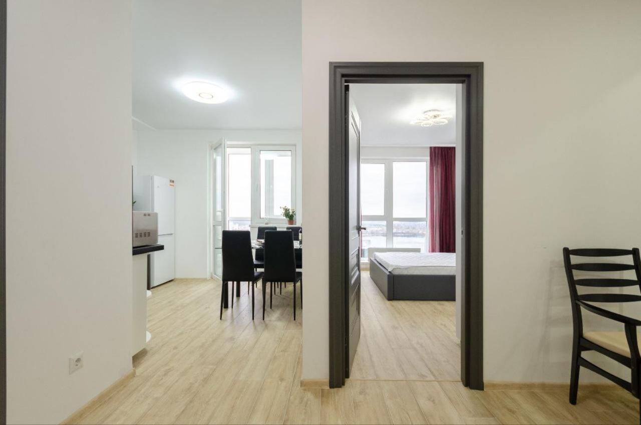 Your Apartment Kharkivska Kiev Exterior foto