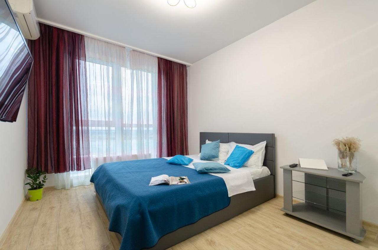 Your Apartment Kharkivska Kiev Exterior foto